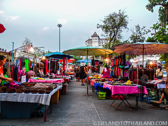 Chiang Mai Sunday Walking Street