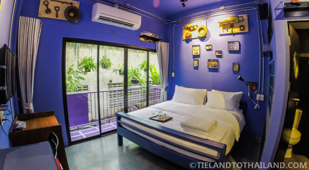 The House of Phraya Jasaen | Cars Room