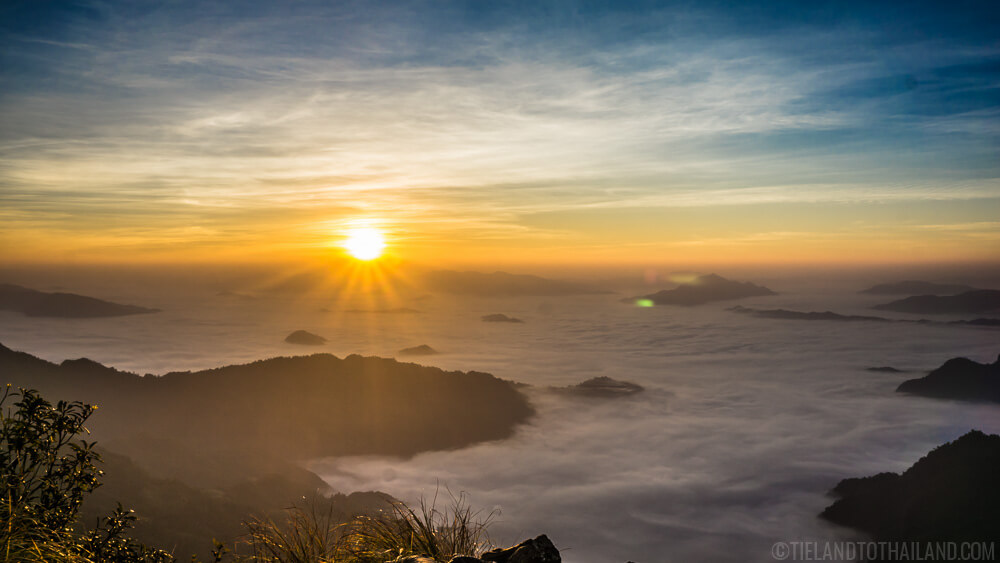 Phu Chi Fah Sunrise