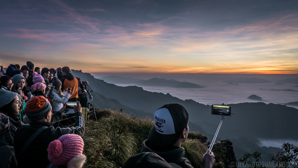 Crowds at Phu Chi Fah